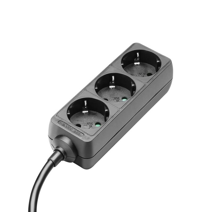Adam Hall 3-Outlet Power Strip, Strømforgrener med 3 uttak, sort, 3M