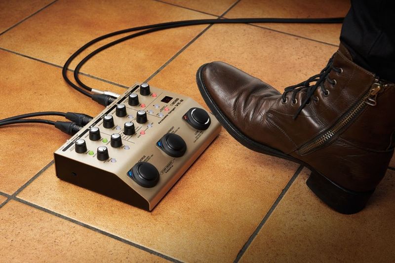 Boss VE-8 Acoustic Singer - BRUKT
