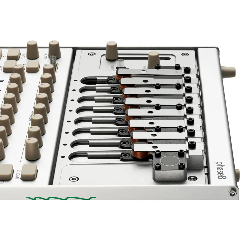 KORG phase8, 8-stemmers akustisk synthesizer