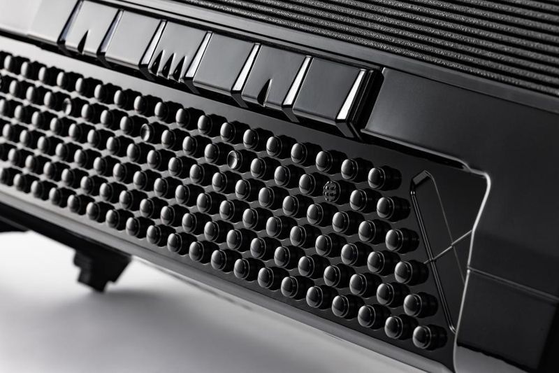 Korg Fisa Suprema FSUP-B-MBK Digitalt Knappetrekkspill