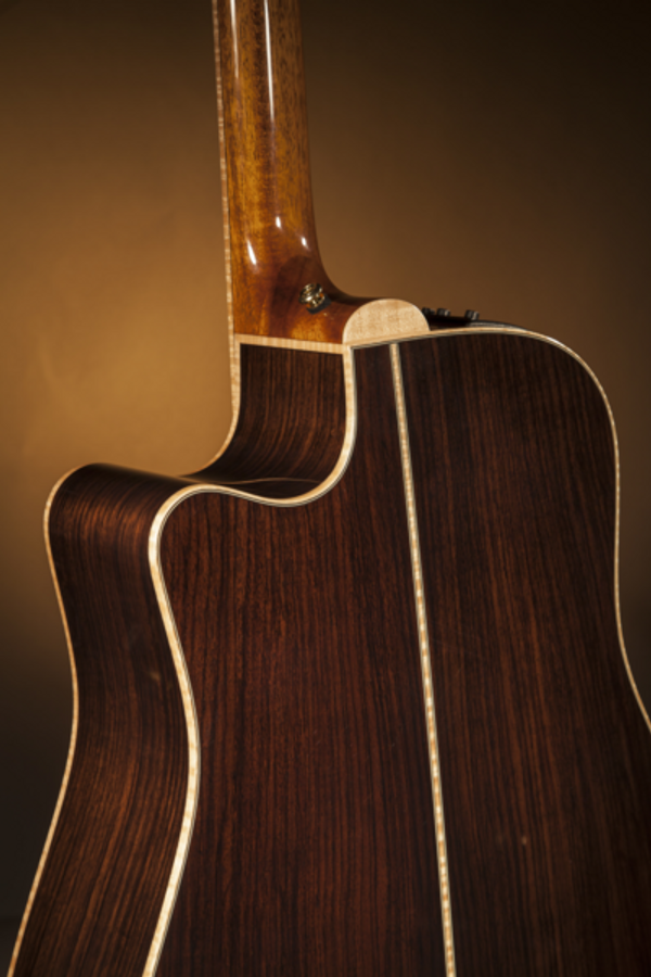 Takamine P7DC Dreadnought Gitar, m/ CTP-3 Cool Tube preamp, Naturel